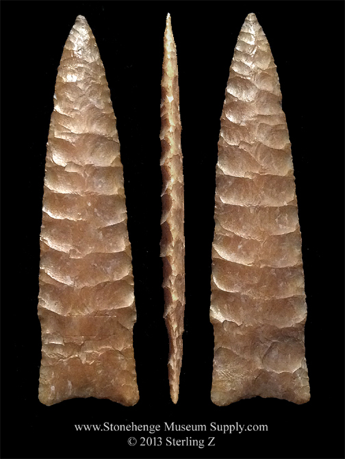 Here is an exceptional Scottsbluff point belonging to Dwain Rogers South Texas Scottsbluff arrowhead lithic cast for sale - Paleo Scottsbluff cast - Cody knife - Scottsbluff Cody knife cast - Lithics Casting of a Scottsbluff arrowhead